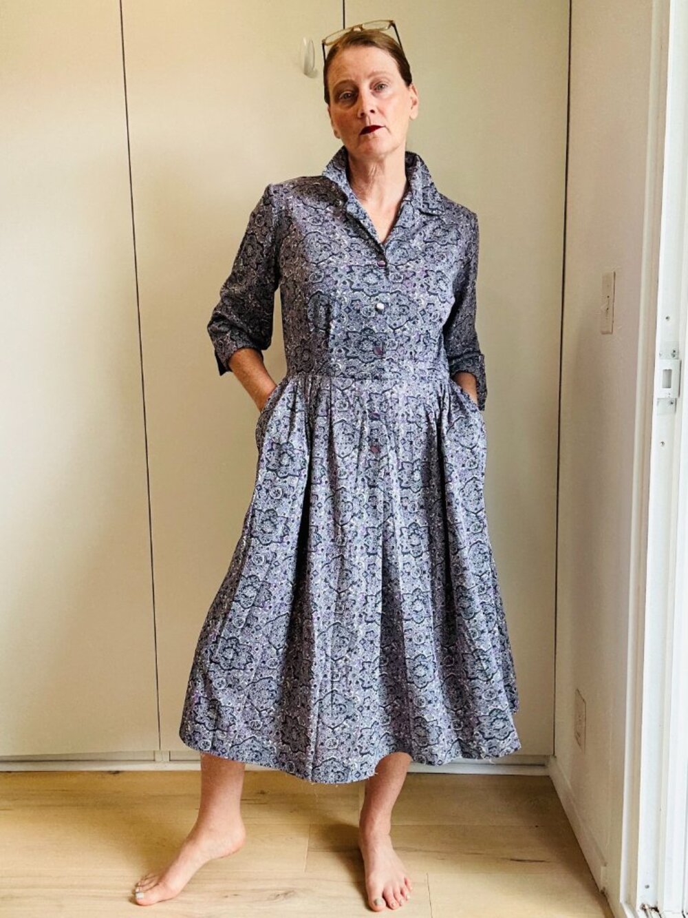 Vintage 70s Womens Dress Graphic Print Size M Gray Purple Day Dress Retro